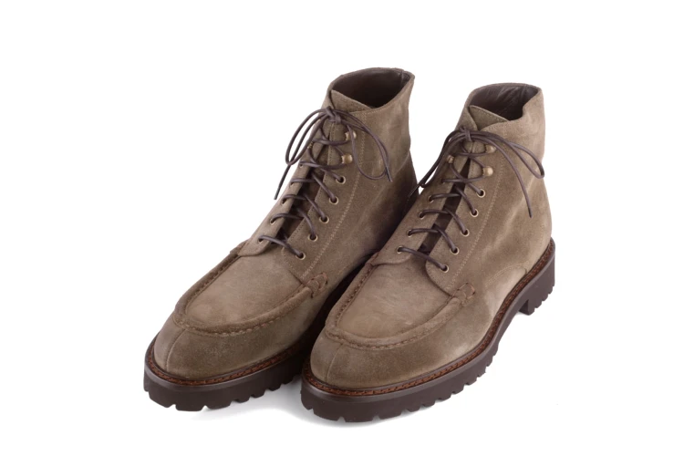 zamszowe buty zimowe