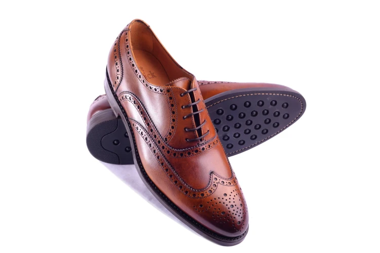 Berwick 3561 Cuero Oxford, full brogues, pełne brogowanie, męskie oxfordy, zamknięta przyszwa, ręcznie szyte obuwie, smart casual, styl półformalny