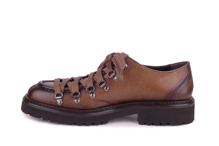 ręcznie szyte buty