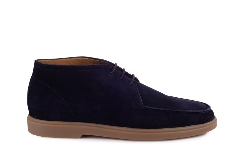 granatowe buty na lato