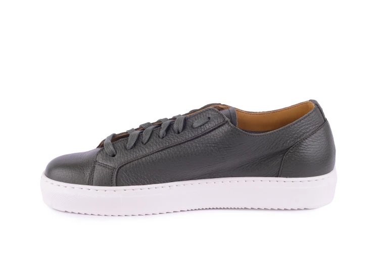 letnie buty sportowe