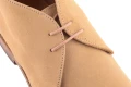 klasyczne desert boots