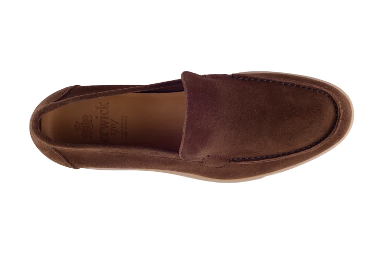 brązowe buty wsuwane