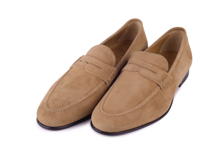zamszowe penny loafers