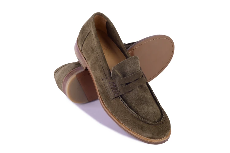 letnie buty z zamszu