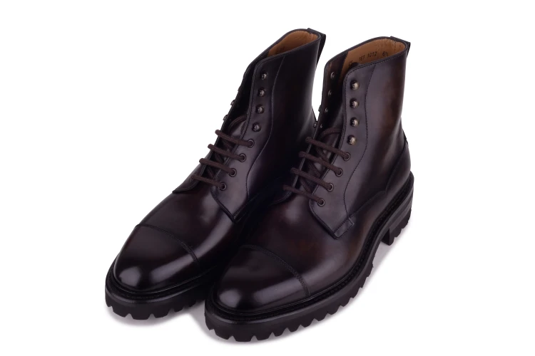 jumper boots