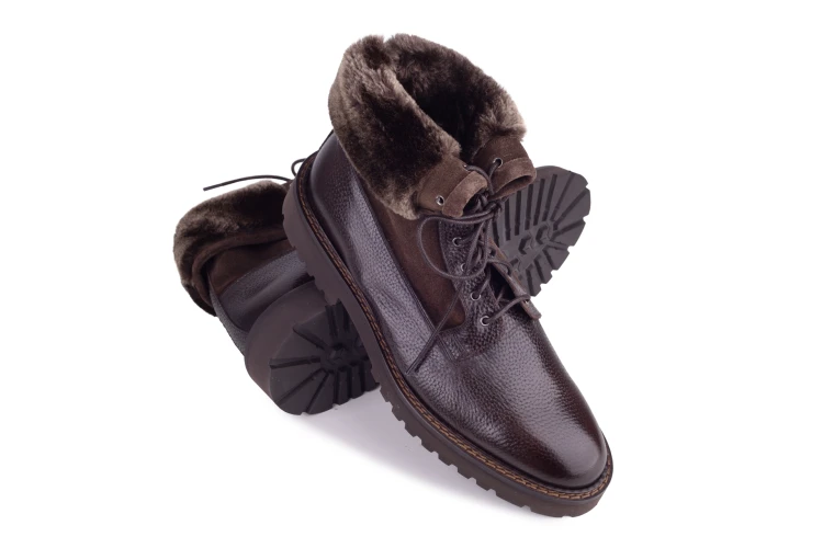 buty zimowe szyte, brązowe