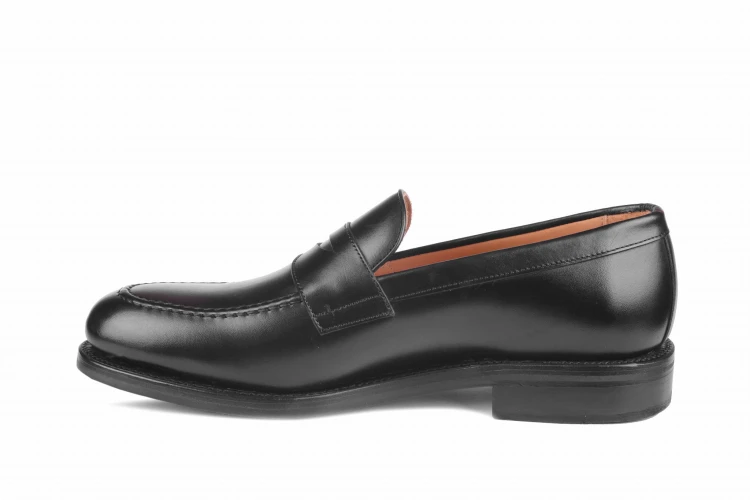 Berwick 4545 Penny Loafer Black Calf Dainite Sole