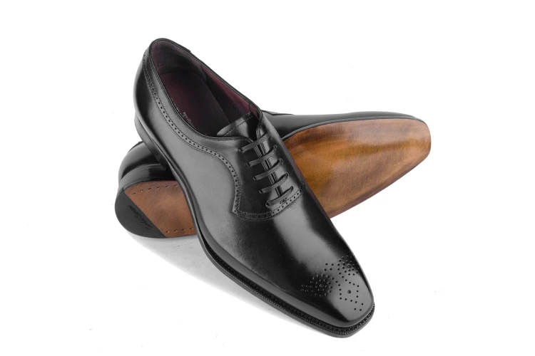 Carlos Santos 9713 Black Handgrade Oxford kryty kanał podeszwy