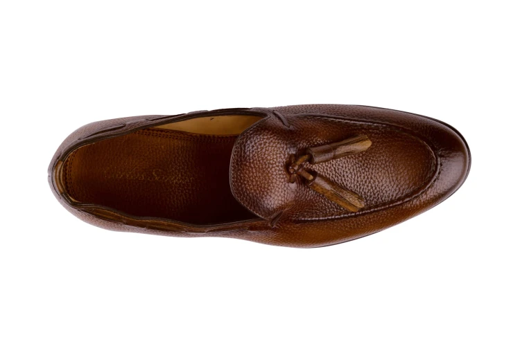 Tassell loafers ze skóry groszkowej