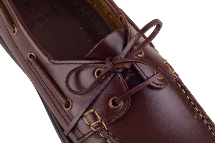 Buty żeglarskie ze skóry olejowanej