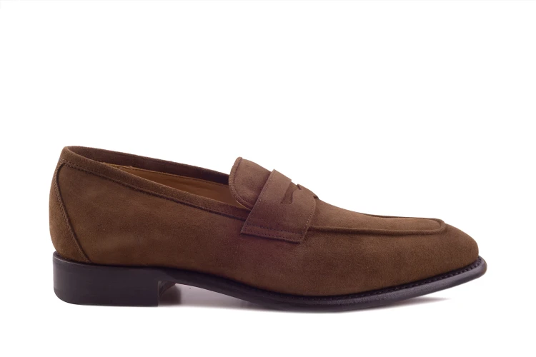zamszowe loafersy