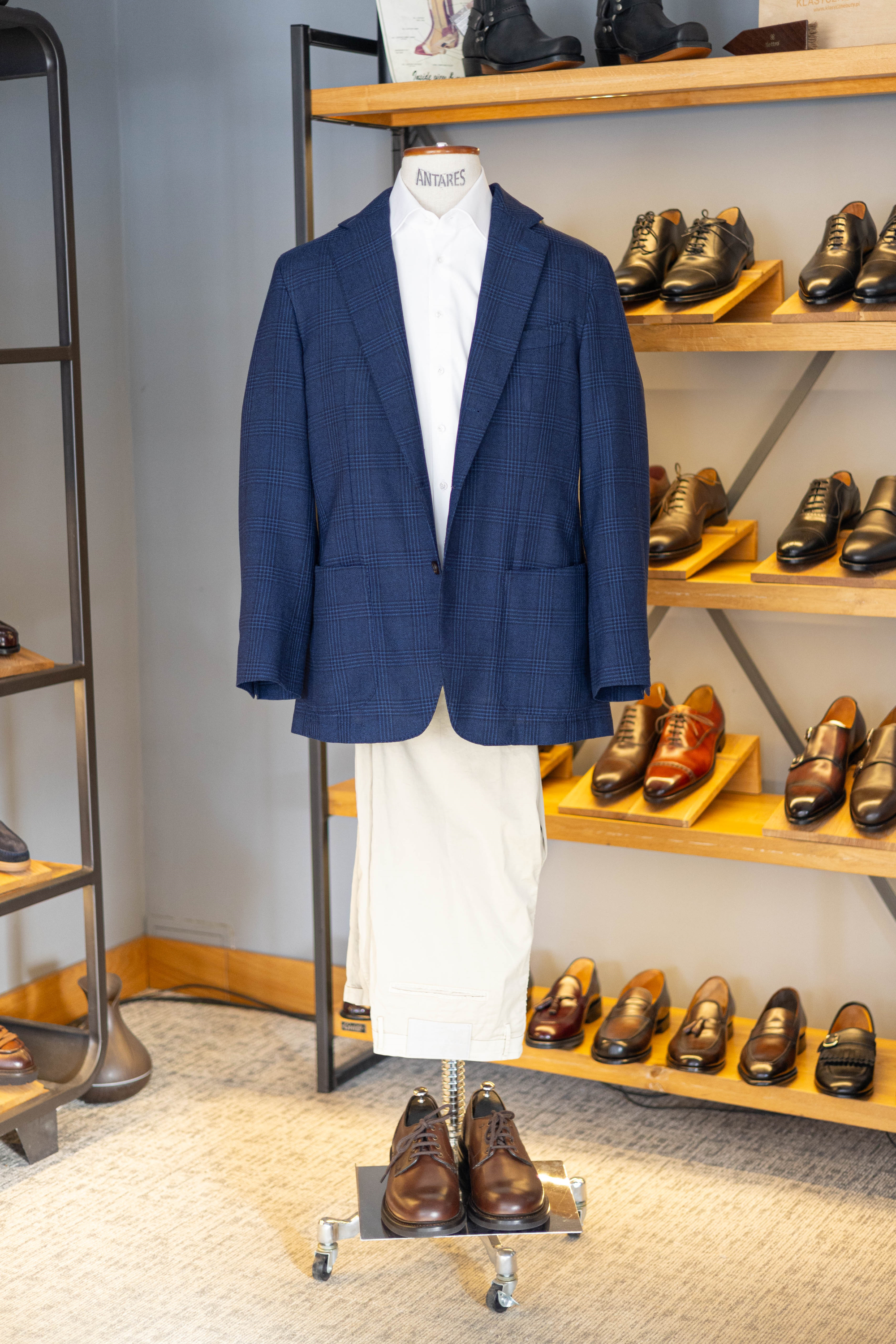 Brązowe buty derby plain w zestawie business casual